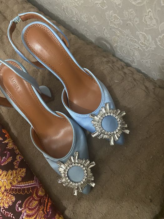 Новый туфли вооьще не одевала размер мне не подошел