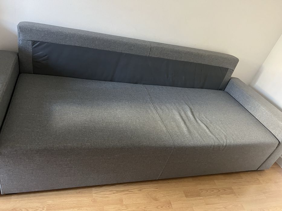 Продам срочно  диван икеа