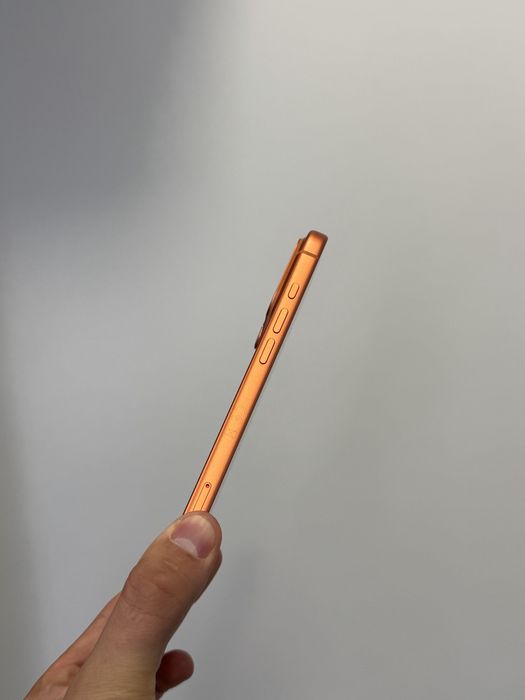 iPhone 17 PRO MAX - 100% батерия