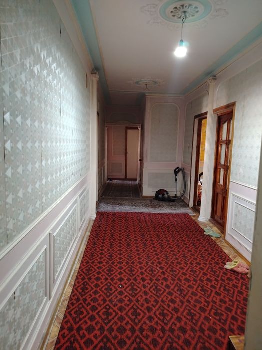Продам 4 комнатную квартиру ОРИЕНТИР ПАРКЕНСКИЙ РЫНОК