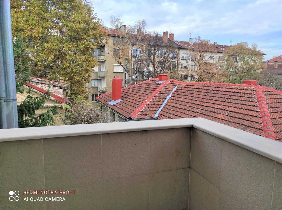 Дава се под наем Тристаен апартамент в София, Докторски паметник - 101 кв.м за 765 € - Снимка #13