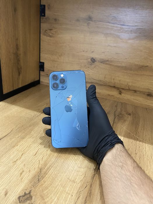 Iphone 12 pro max sotuvda