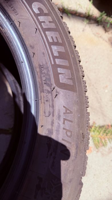 MICHELIN Alpin 6 215/55 R17 98V