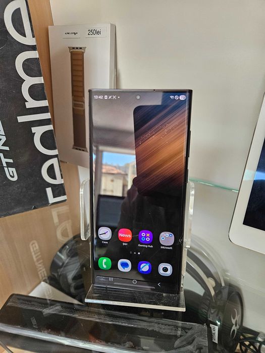 Samsung S22 ultra 128GB 8GB functional cu pata pe ecran
