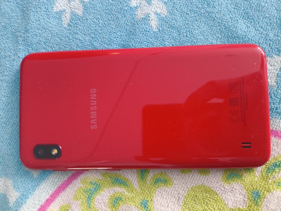Продам Samsung Galaxy A10