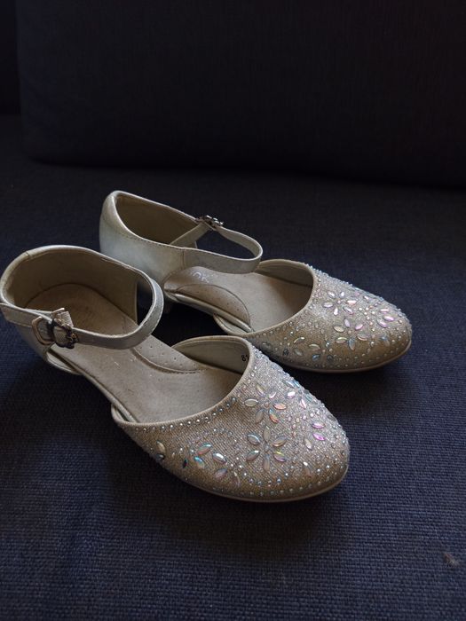 Туфли детские, со стразами