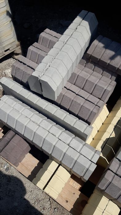 Евро брусчатка түрлері бар