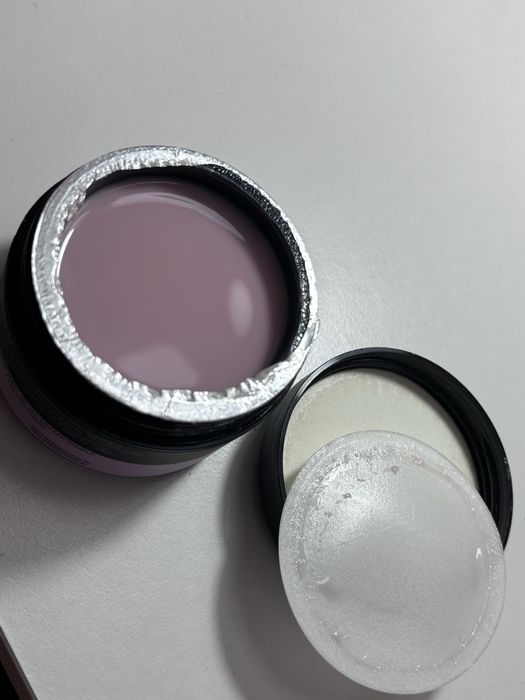 Гел за изграждане на kristiyan Artesio