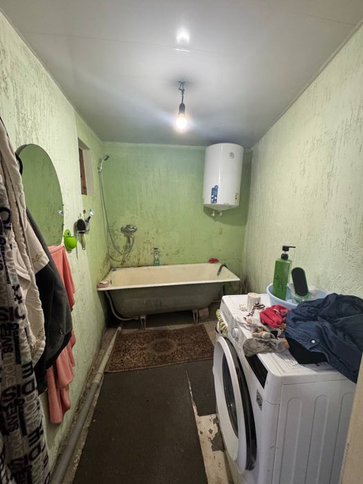 Дом 2 сотки 2 комнаты с вьездом для авто метро Чкалова