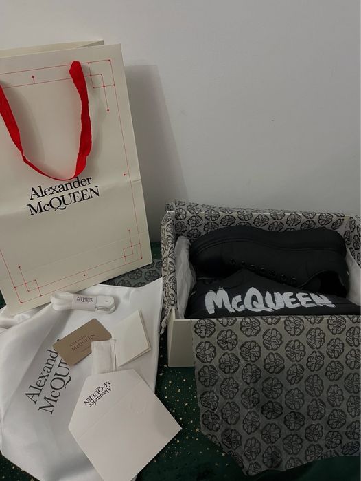 Alexander Mcqueen Graffiti