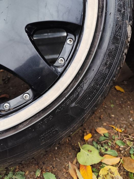 Продам колёса с резиной R19/245/45