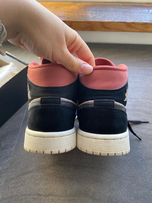 Jordan 1 Mid Canyon Rust