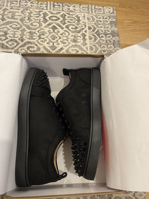 Christian Louboutin обувки