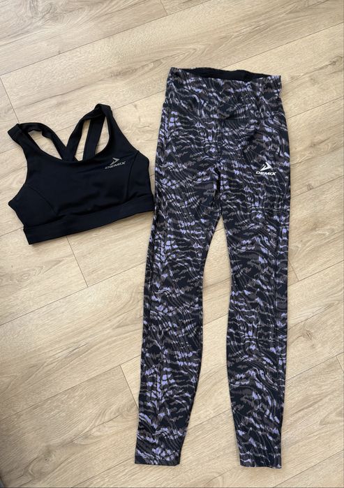 Спортивные лосины, топ для фитнеса