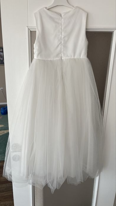Официална бяла рокля за момиче 10 г.