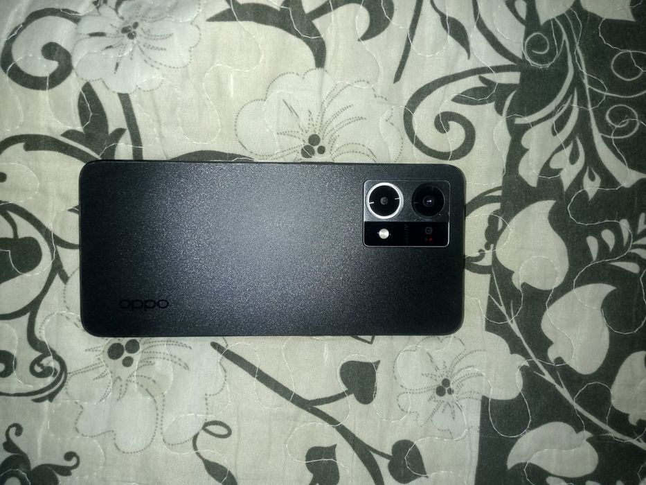 Oppo рино 7  срочно