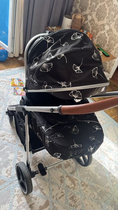 Продается Детская коляска