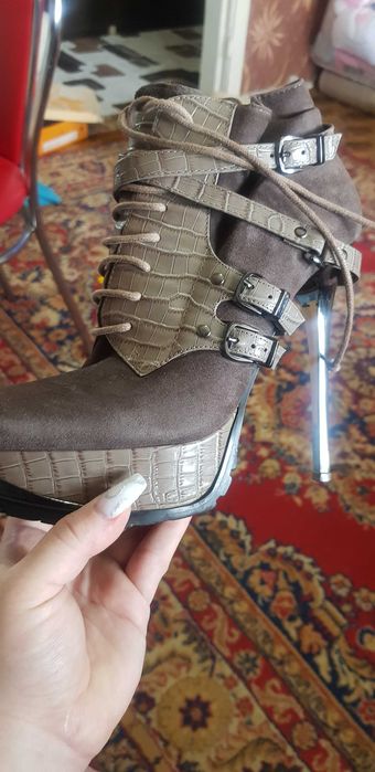 Продам   Ботинки