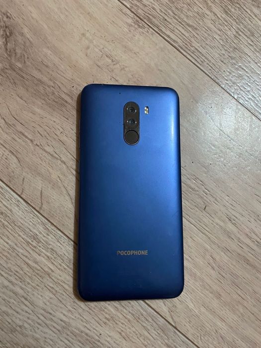 Продам телефон срочно!!