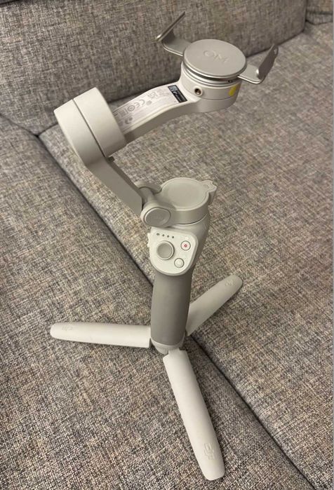DJI OM 4 SE – stabilizator telefon, stare foarte bună