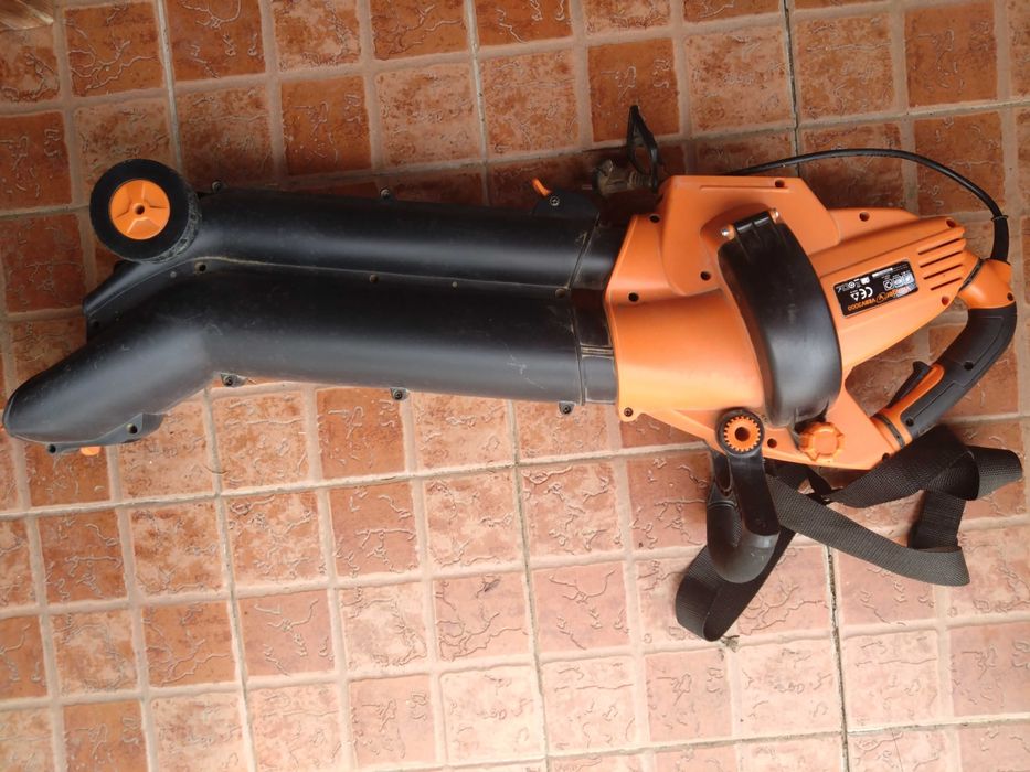 Електрически листосъбирач 3в1 Villager VEBV 3000