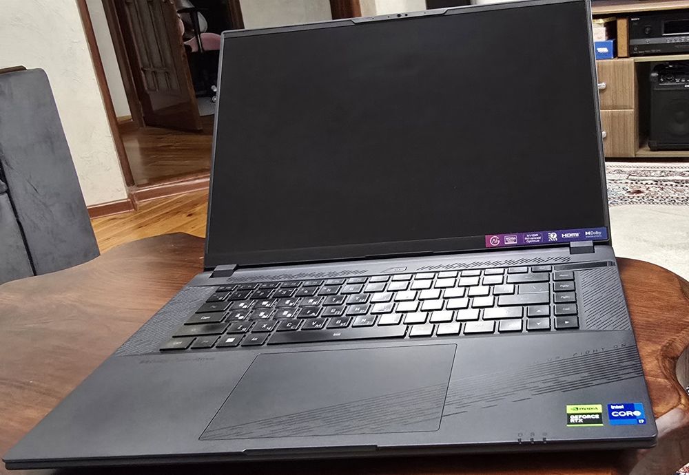 GIGABYTE 16X RTX 4070/i7 14650 HX