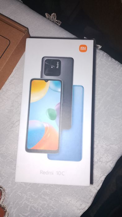 Redmi 10s pro коробка зарядка есть