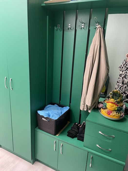 Шкаф для коридора