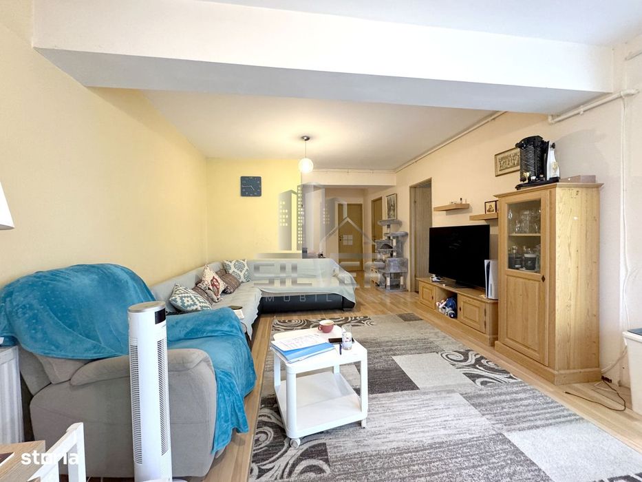 Apartament cu 3 camere/80mp/Zorilor.