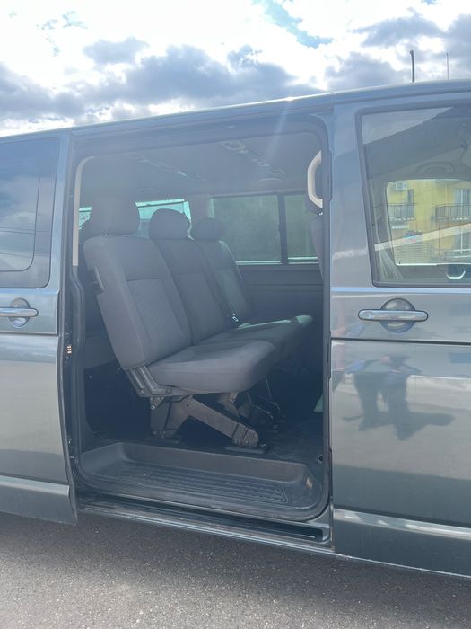 Volkswagen T5 Caravelle  Automatic