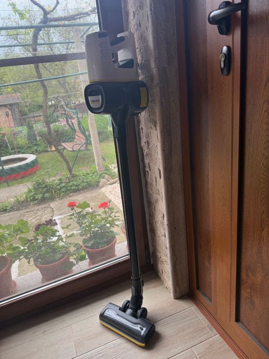 Прахосмукачка Karcher VC4 MYHOME Pet