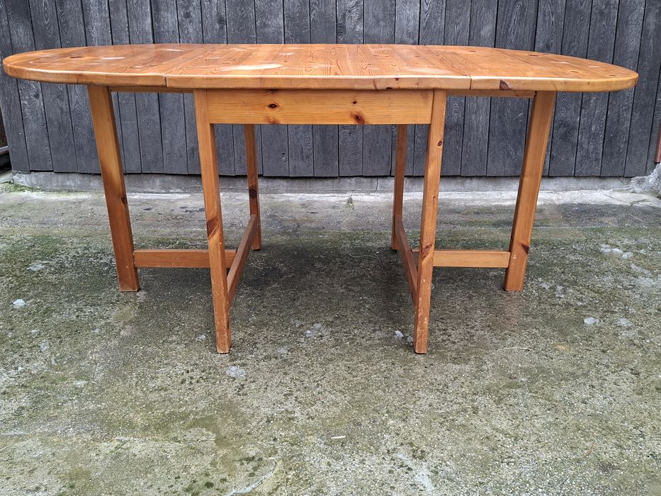 Masa lemn masiv  pliabila