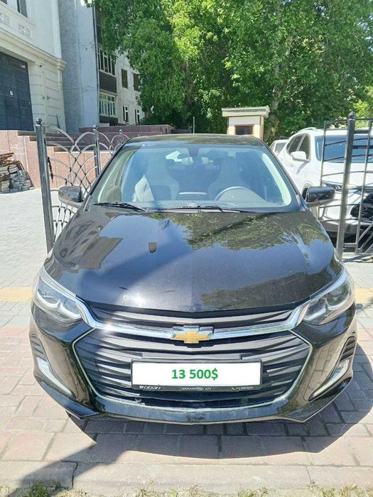 Chevrolet Onix (Premier Plus) 2025 | 5 000 км | 13 500 $