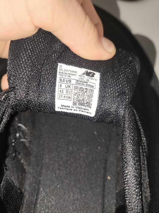 New Balance Сникърси '9060' в черно