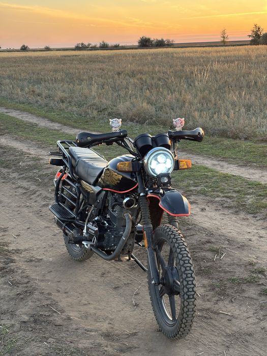 Продам GSX Suzuki 200кубов 2025года