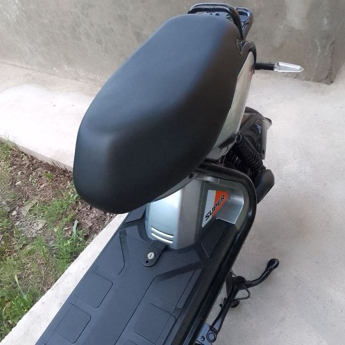 Срочно сотилади пул зарил