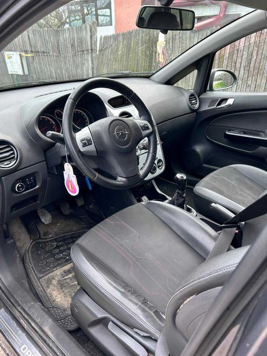 Opel Corsa D 2012