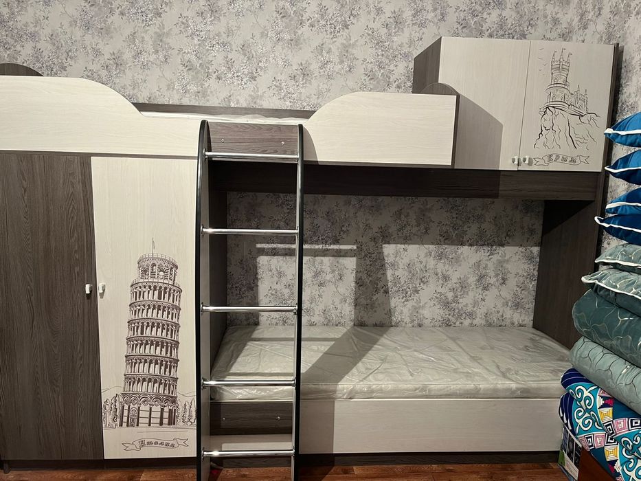 Кравать с шкафом