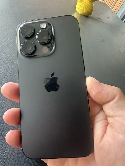 Vand/Schimb Iphone 15Pro Black Titanium 128G - ca nou