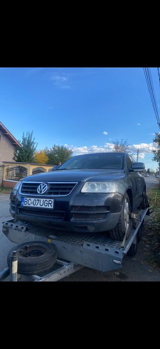 Capota Volkswagen Vw Touareg Bara fata Touareg 7L motor 2.5 BAC cutie bara fata