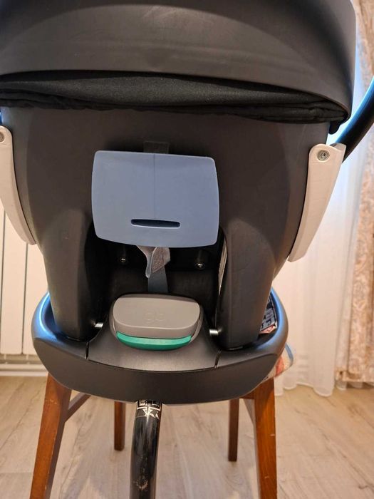 Scaun auto ISOFIX GB Base-fix, 45-105 cm, Roșu