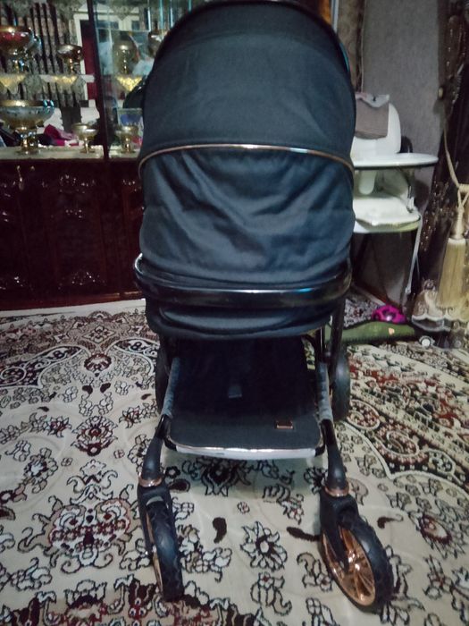 Детский коляска сотилади