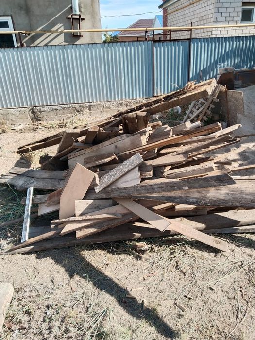 Отдам даром остатки доски