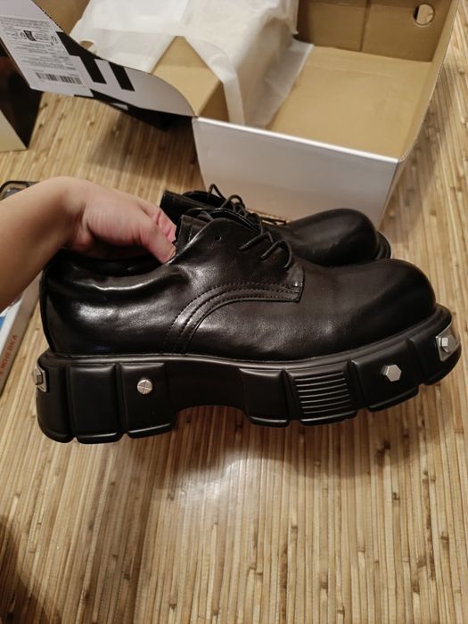 Классическая обувь