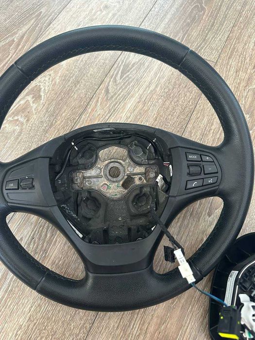 Волан на BMW F30