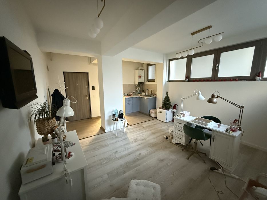 Inchiriez Spatiu Comercial Bulevardul Dacia / Eminescu