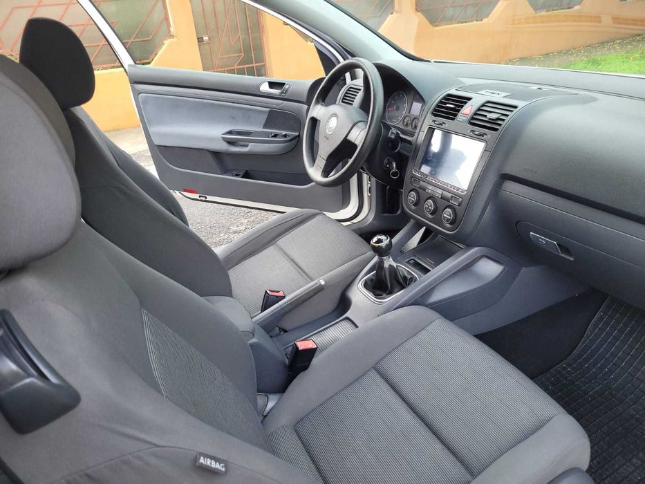 VW Golf V, stare excelenta