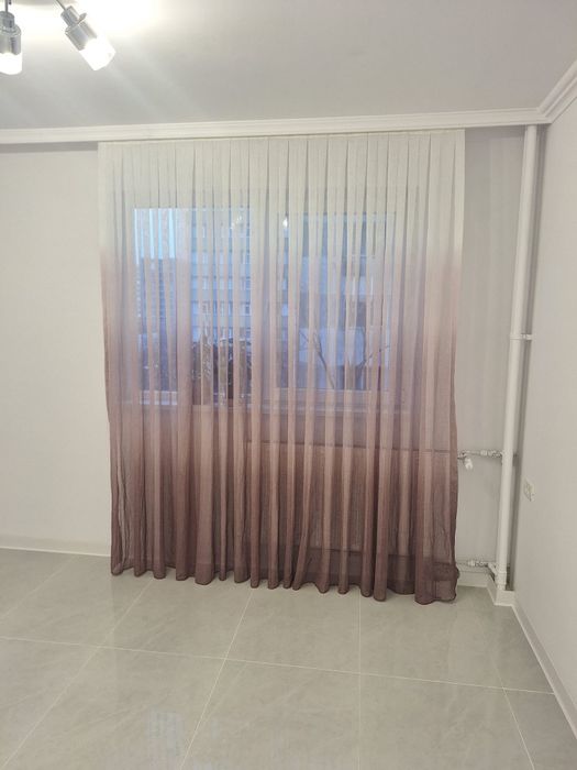 Perdea living-dormitor