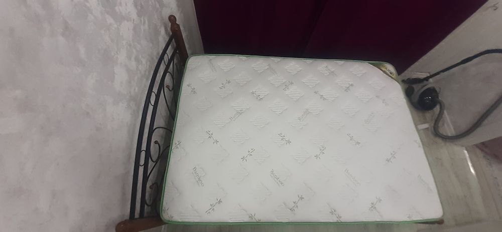 Продам кровать двухместный