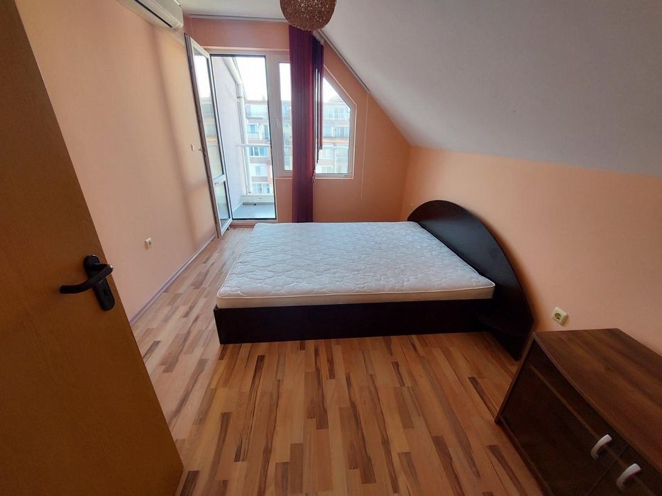 Продава се Двустаен апартамент в Бургас, Долно Езерово - 73 кв.м за 1507 €/кв.м - Снимка #4